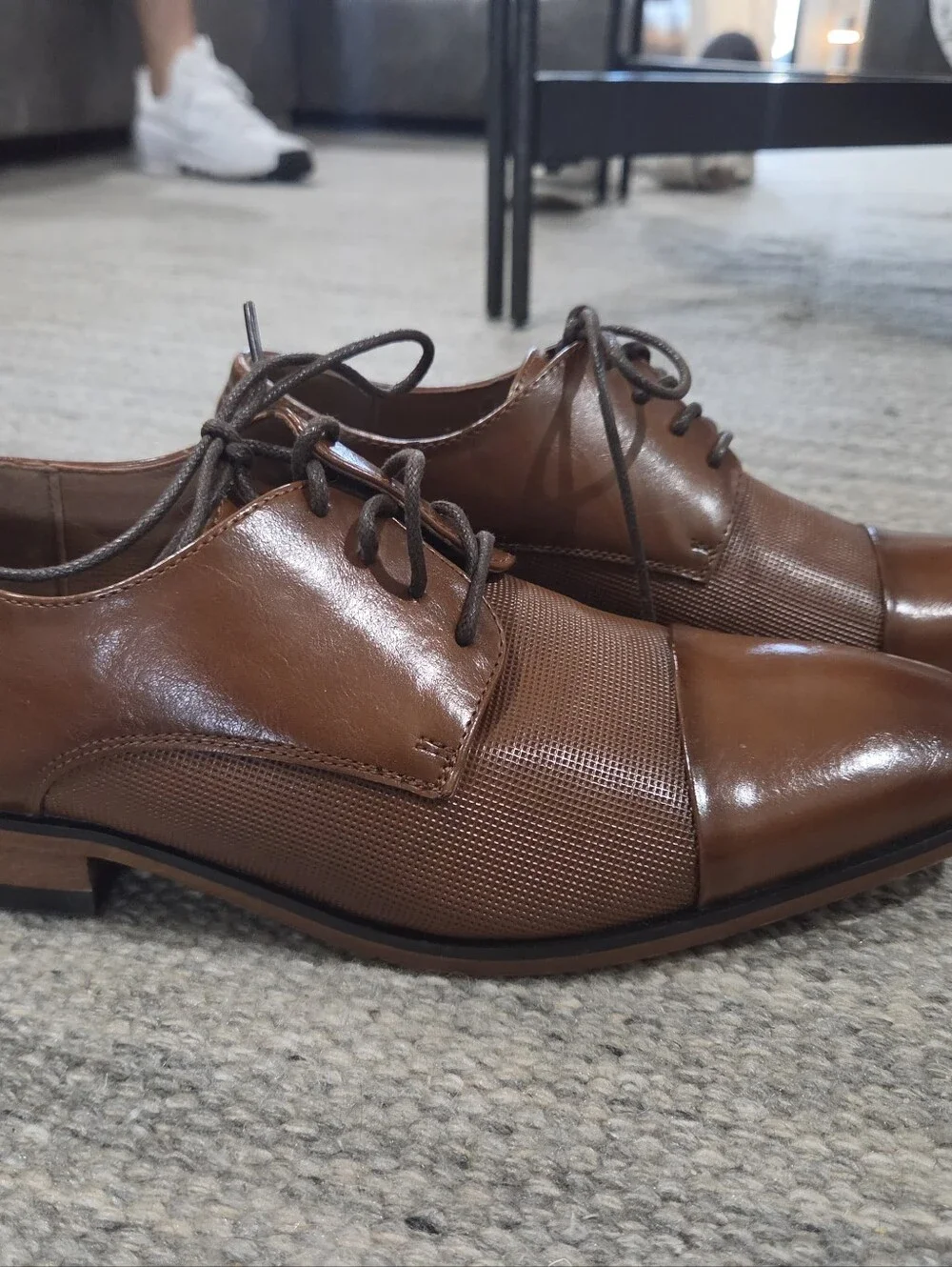 Men's Shelly Cap Toe Oxford Guess Shoes